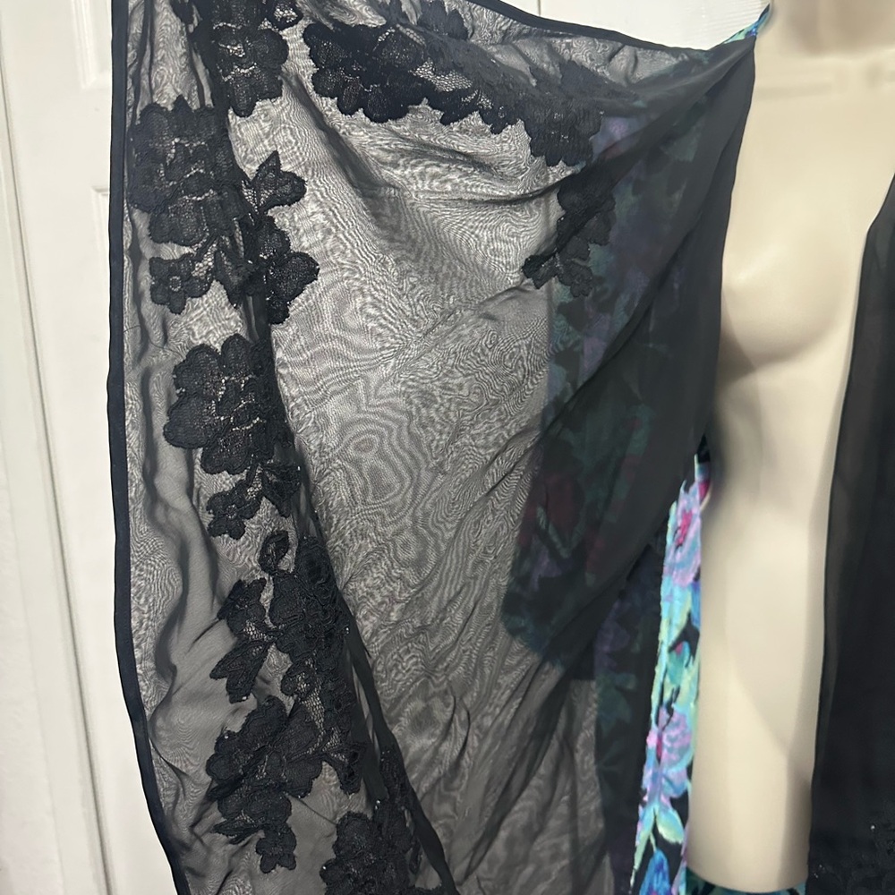 Victoria's Secret Multicolor Robe - Picture 3 of 5